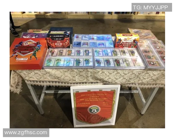 学生党热衷拆足球明星卡的背后故事与收藏热潮揭秘