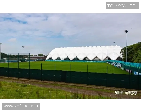 苏格亚雷足球明星的辉煌历程与对足球界的深远影响分析